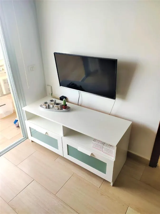 Sunshine Apartment Los Cristianos